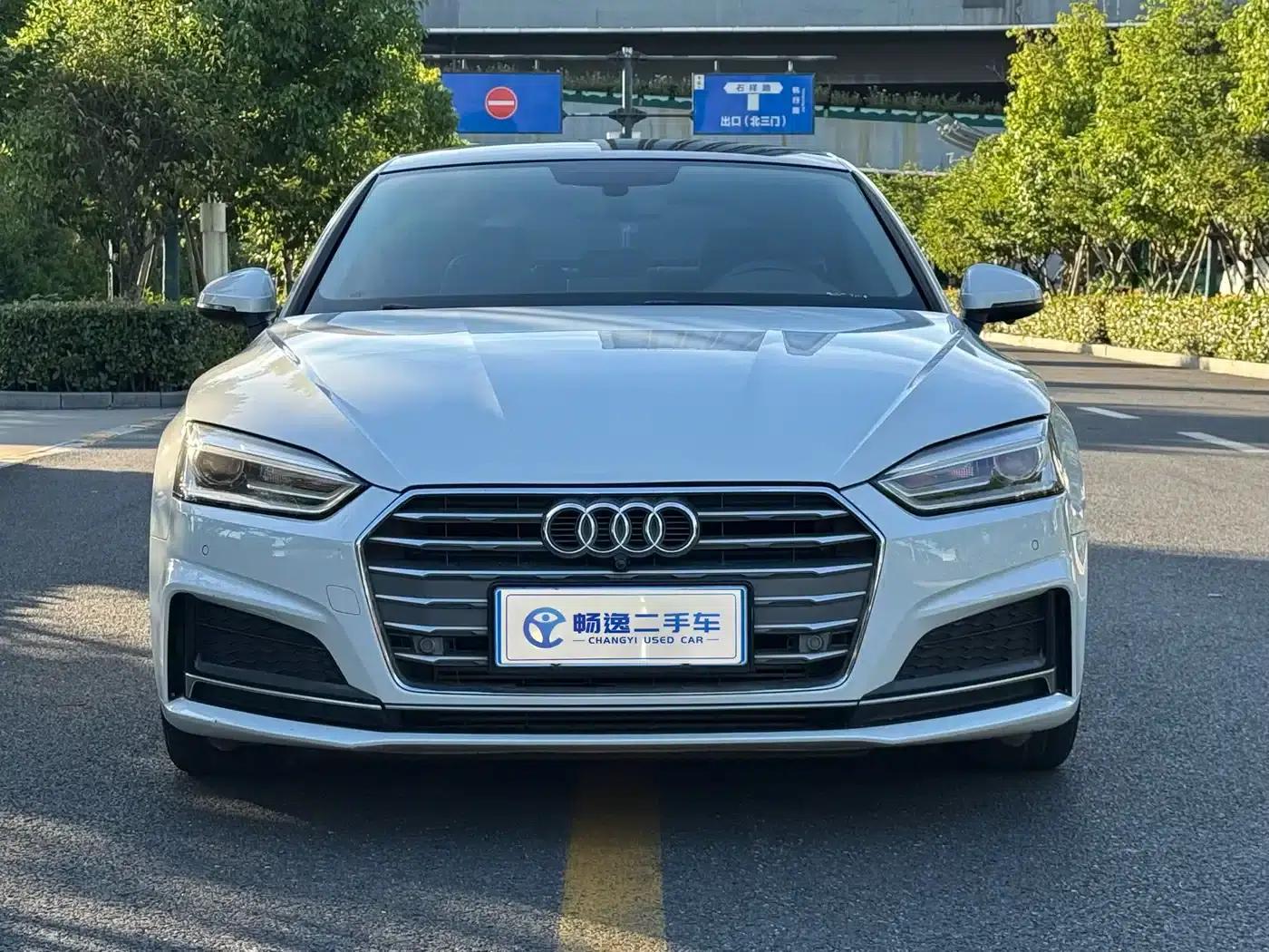 2017 Audi A5 Sportback 40 TFSI Fashion Edition (Imported) — миниатюра 2