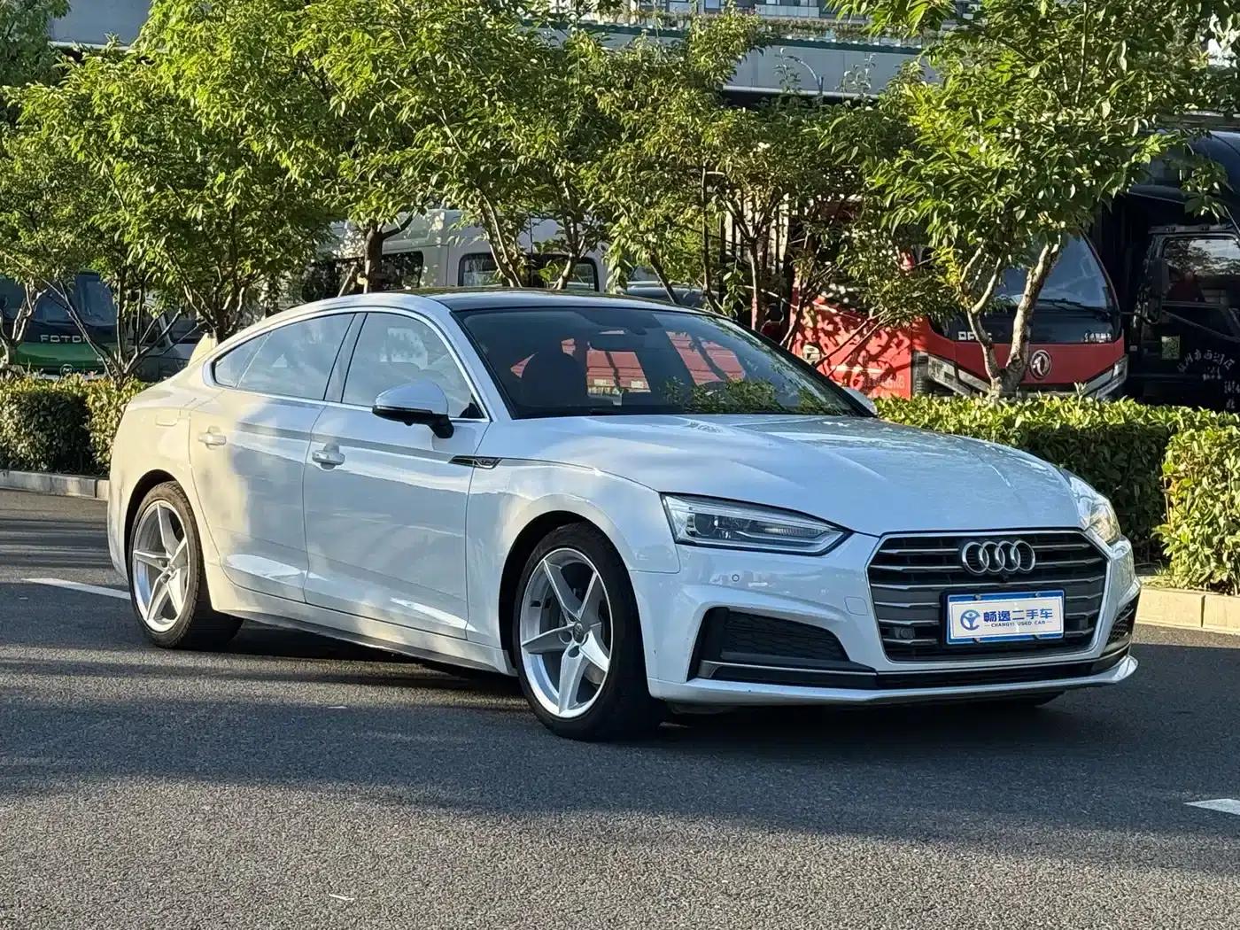 2017 Audi A5 Sportback 40 TFSI Fashion Edition (Imported) — миниатюра 3