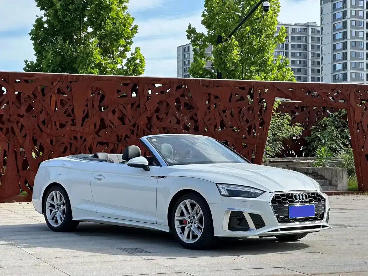 2024 Audi A5 Imported Coupe 40 TFSI Fashionable and Dynamic Model — миниатюра 1