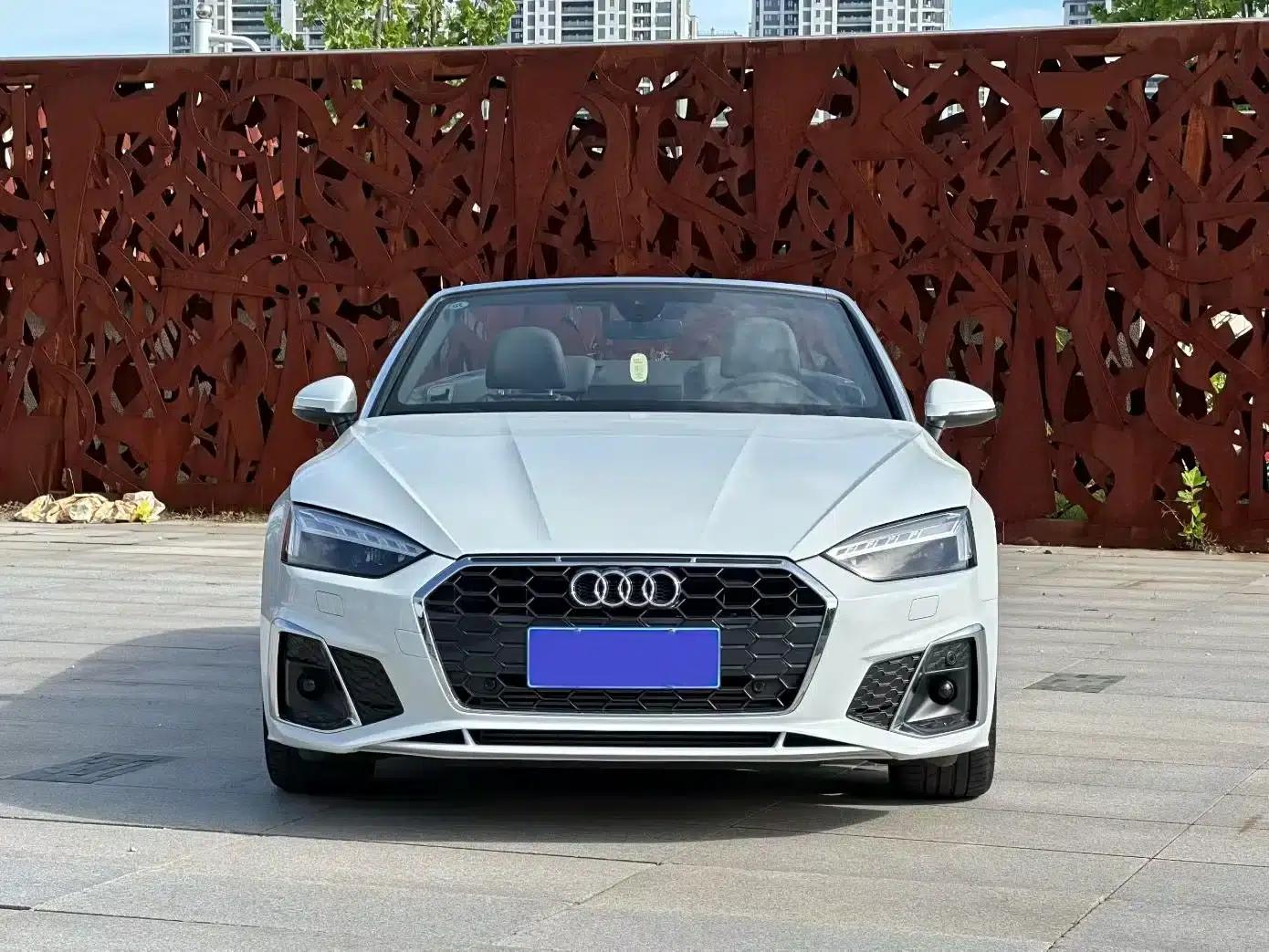 2024 Audi A5 Imported Coupe 40 TFSI Fashionable and Dynamic Model — миниатюра 2