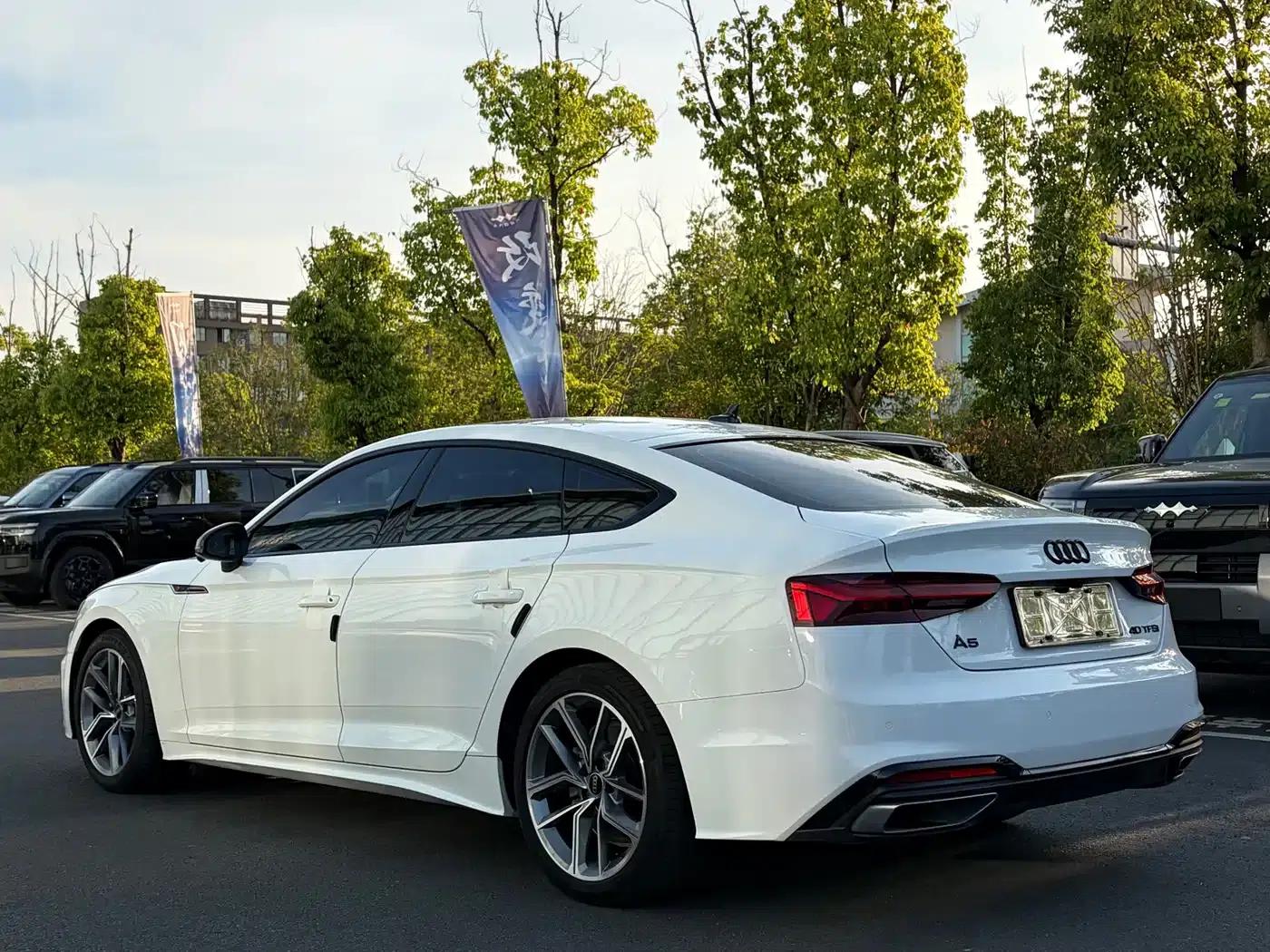 2021 Audi A5 Sportback 40 TFSI (Imported) - Fashionable and Elegant Model — миниатюра 15
