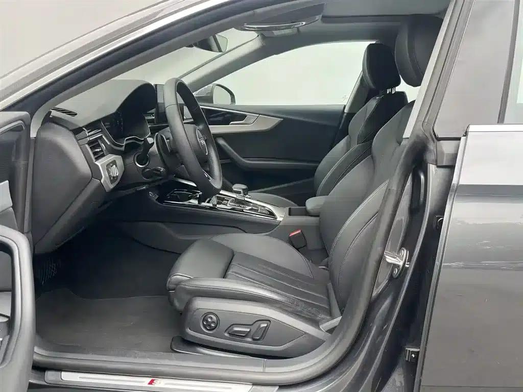 2024 Audi A5 Sportback 40 TFSI (Imported) - Fashionable and Dynamic Model — миниатюра 12