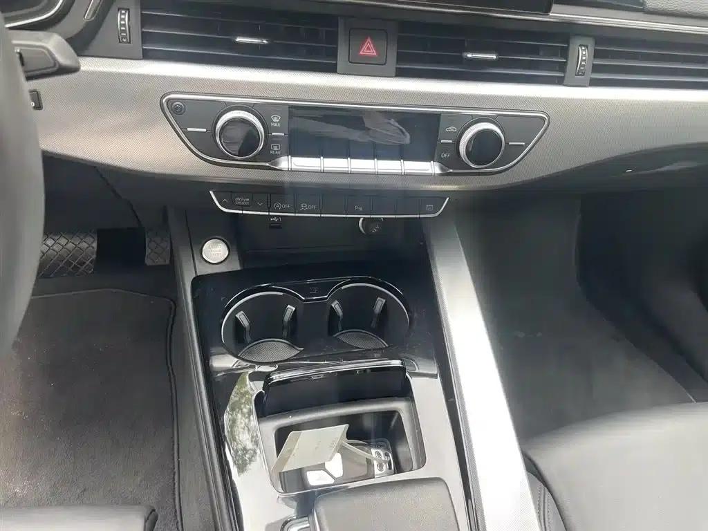 2024 Audi A5 Sportback 40 TFSI (Imported) - Fashionable and Dynamic Model — миниатюра 10