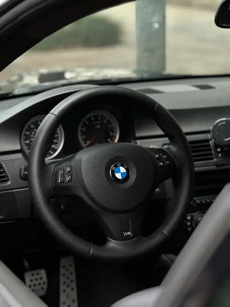 BMW M3 2009 4.0L Manual 4WD 4-Seater Parallel Import — миниатюра 16