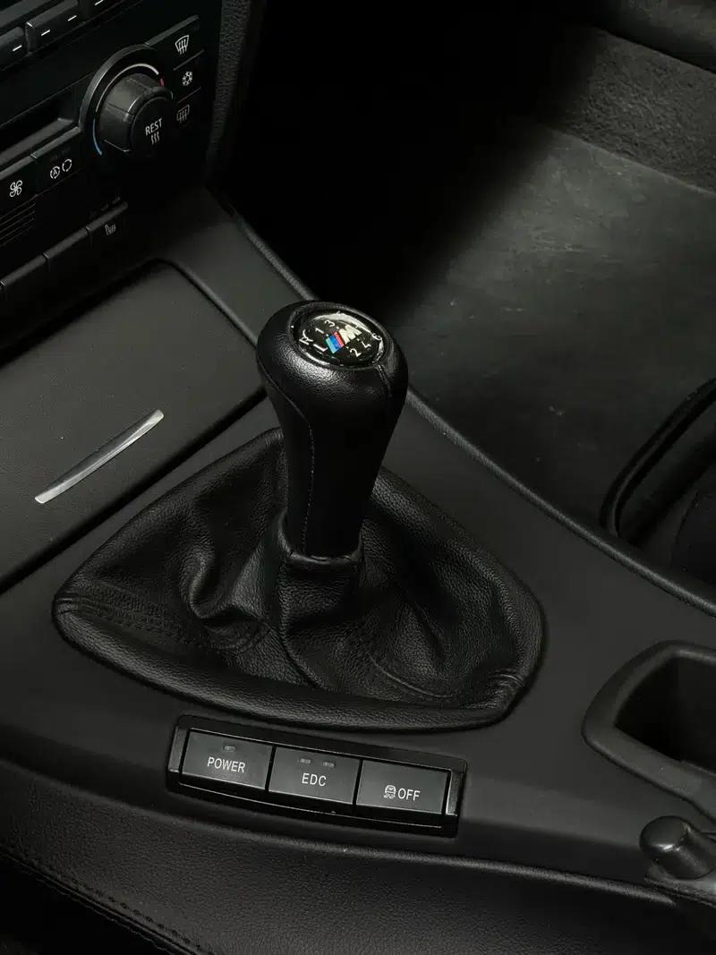 BMW M3 2009 4.0L Manual 4WD 4-Seater Parallel Import — миниатюра 17
