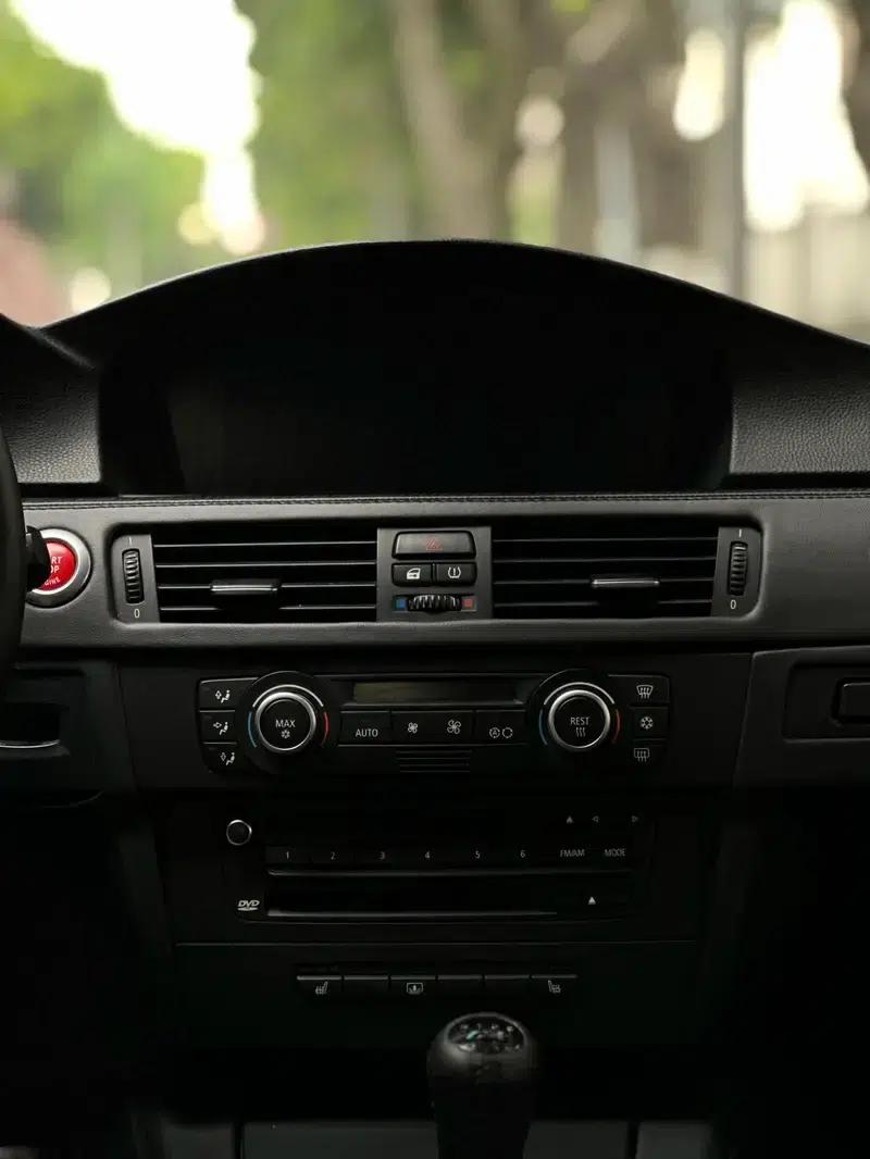 BMW M3 2009 4.0L Manual 4WD 4-Seater Parallel Import — миниатюра 12