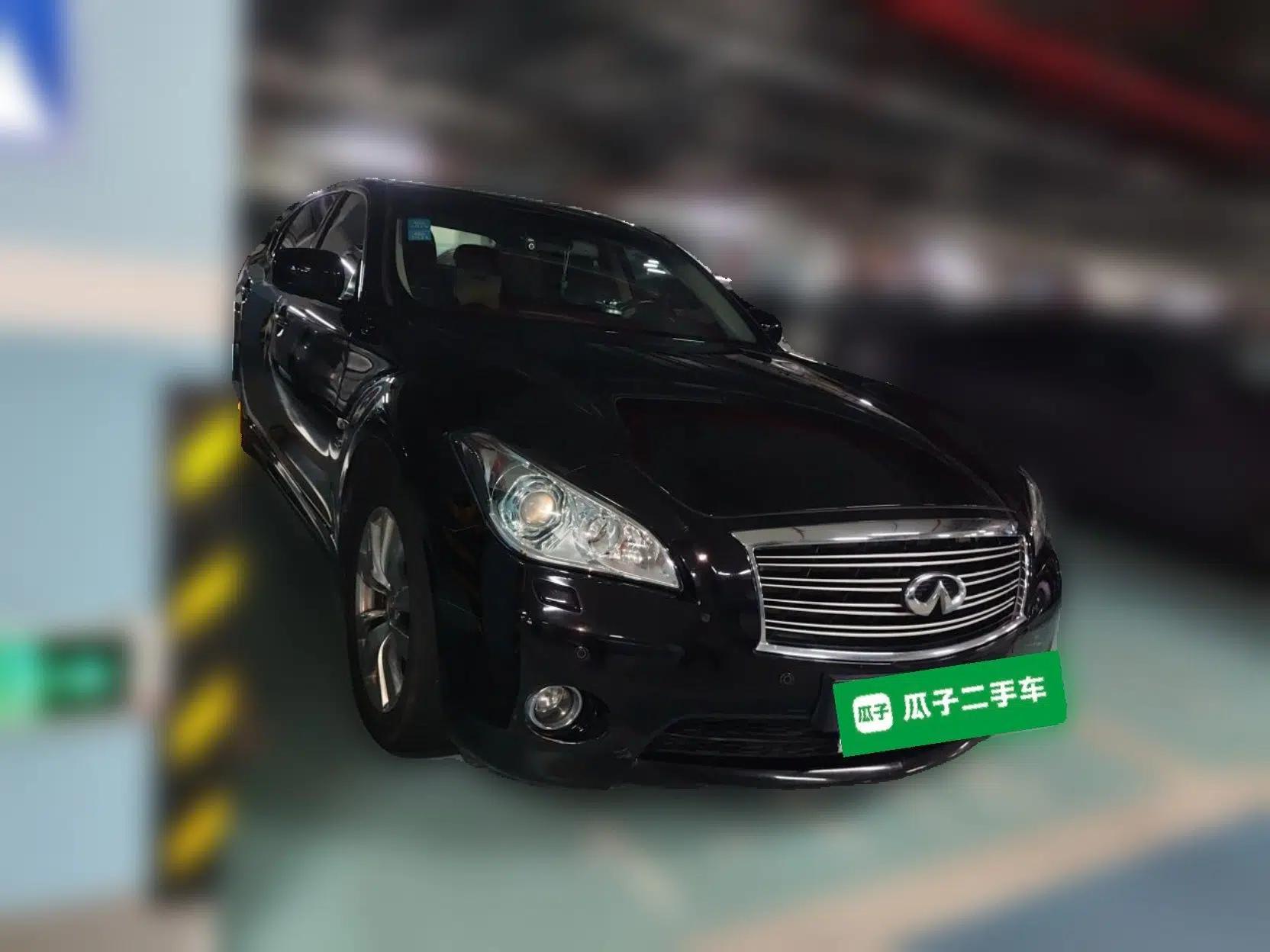 Infiniti Q70 2013 Q70L 2.5L Comfort Edition — миниатюра 3