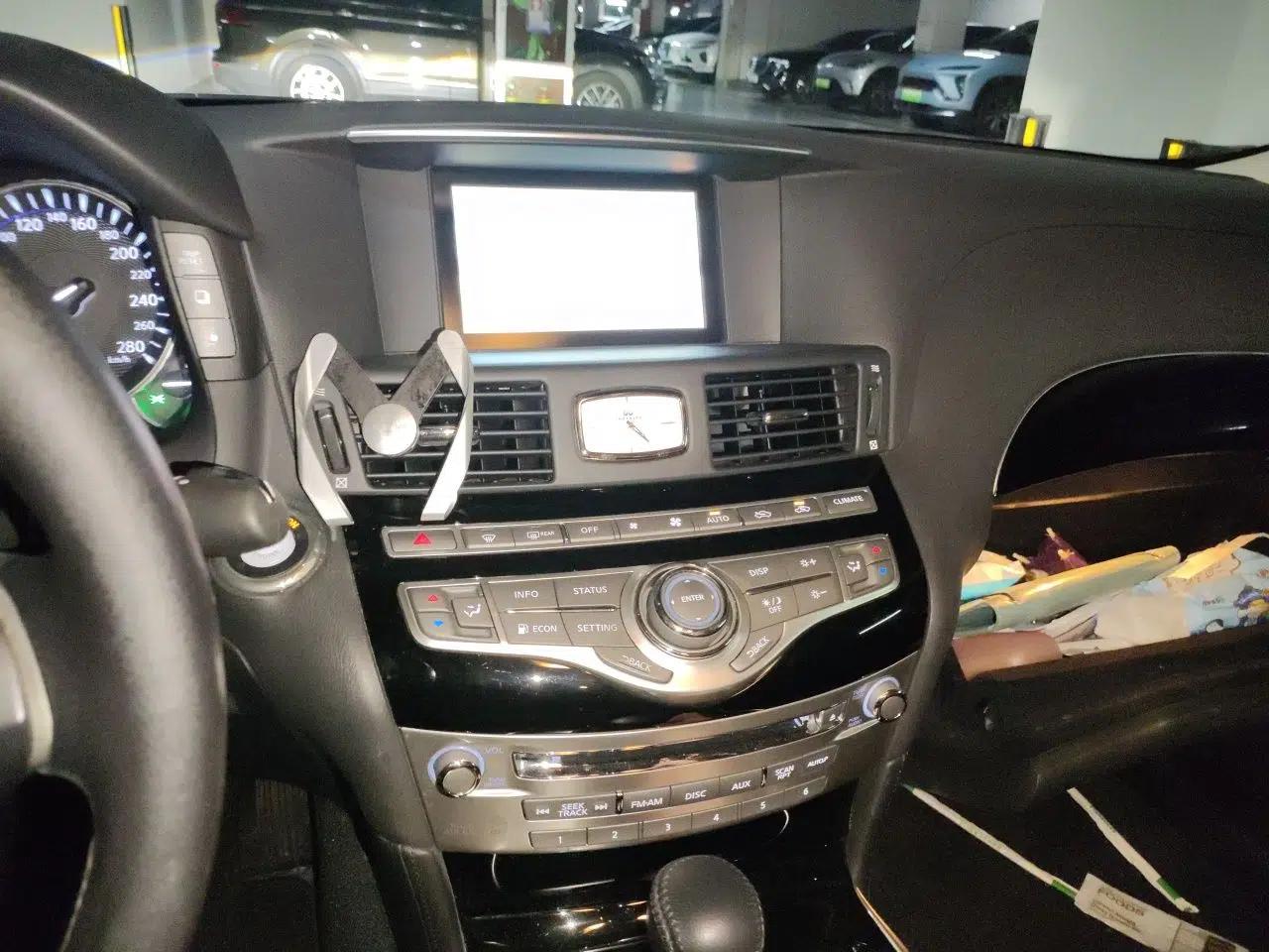 Infiniti Q70 2015 Q70L 2.5L Elite Edition — миниатюра 13