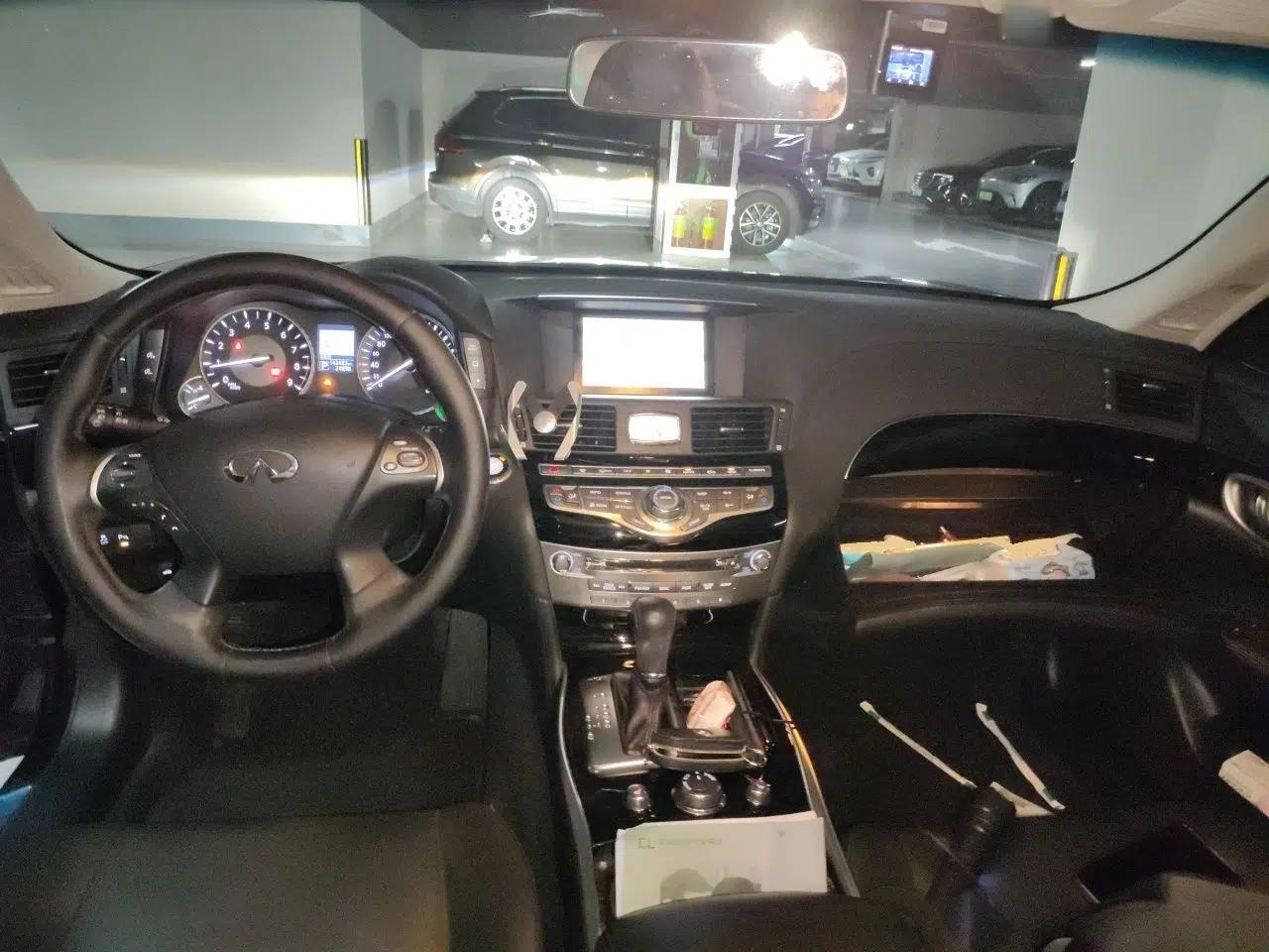 Infiniti Q70 2015 Q70L 2.5L Elite Edition — миниатюра 9