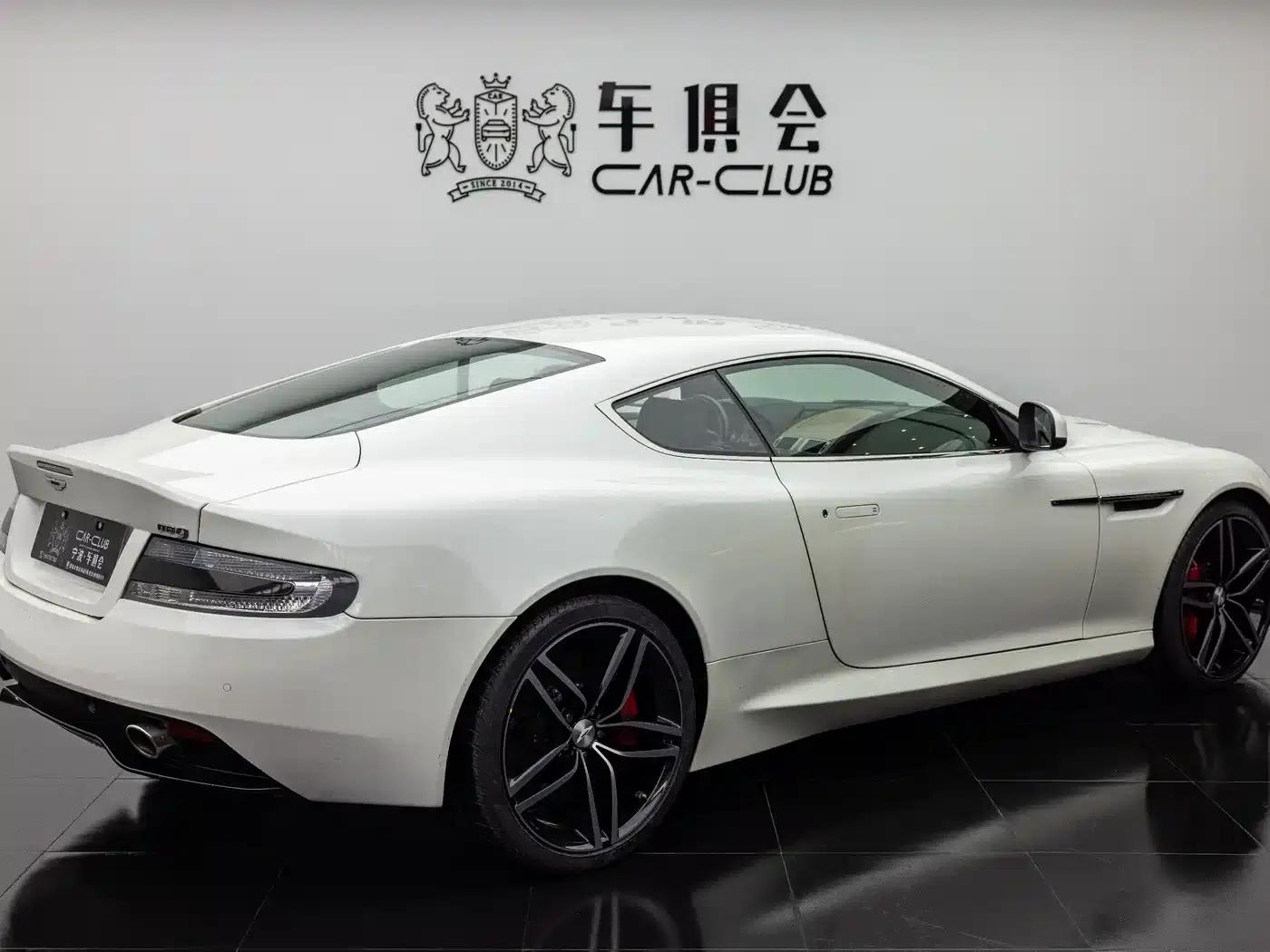 Aston Martin DB9 2013 6.0L Coupe — миниатюра 7