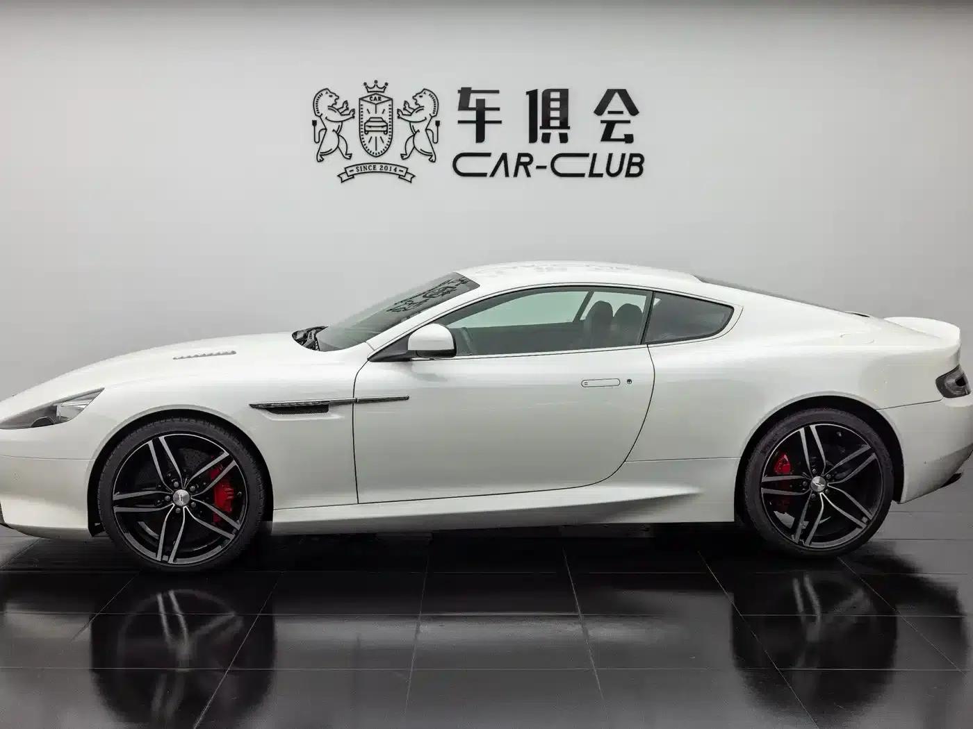 Aston Martin DB9 2013 6.0L Coupe — миниатюра 8