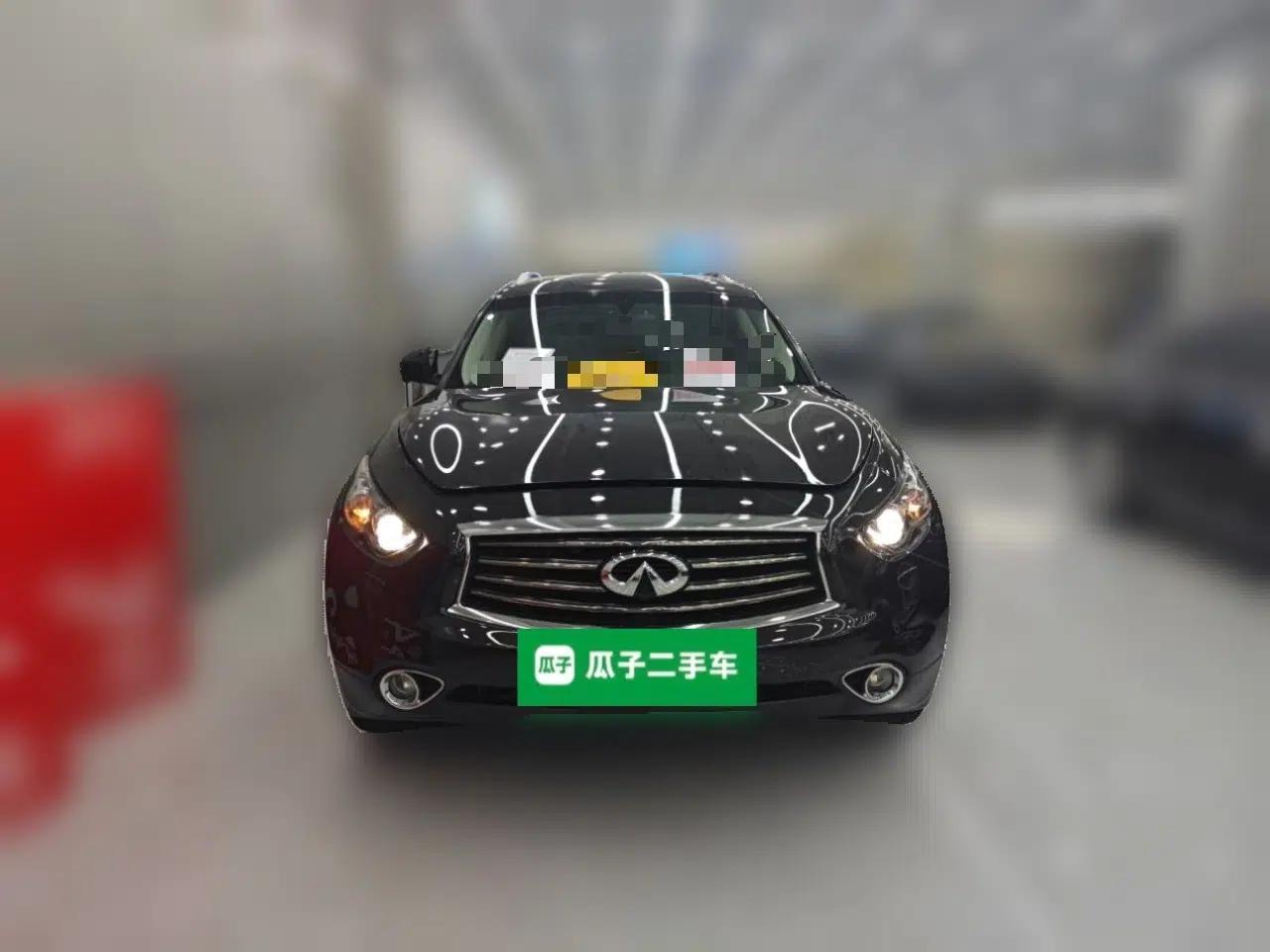 Infiniti QX70 2013 3.7L Standard Edition — миниатюра 2