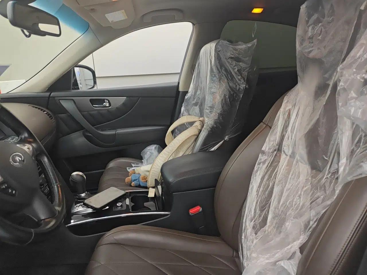 Infiniti QX70 2013 3.7L Standard Edition — миниатюра 15