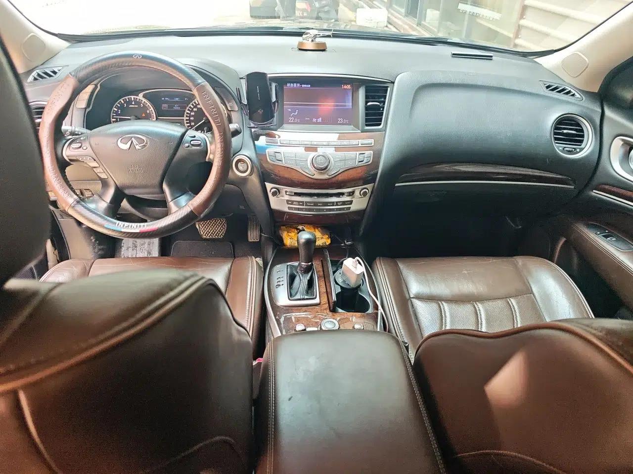 Infiniti JX 2013 JX35 Two-Wheel-Drive Excellence Edition — миниатюра 9