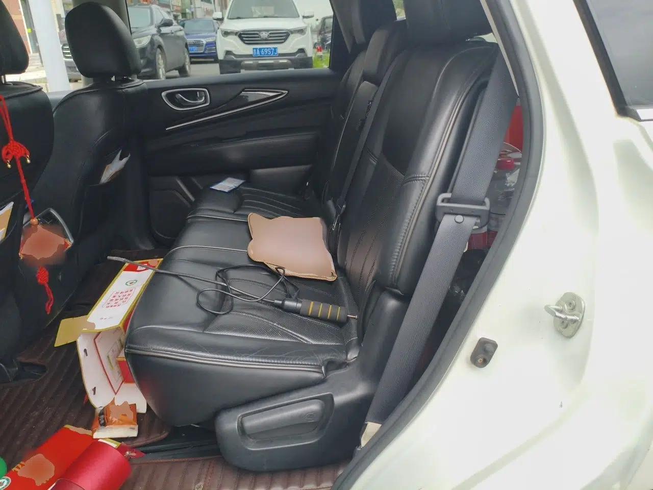 Infiniti JX 2013 JX35 Two-Wheel-Drive Excellence Edition — миниатюра 17