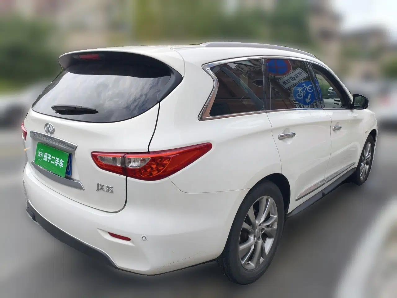 Infiniti JX 2013 JX35 Two-Wheel-Drive Excellence Edition — миниатюра 6