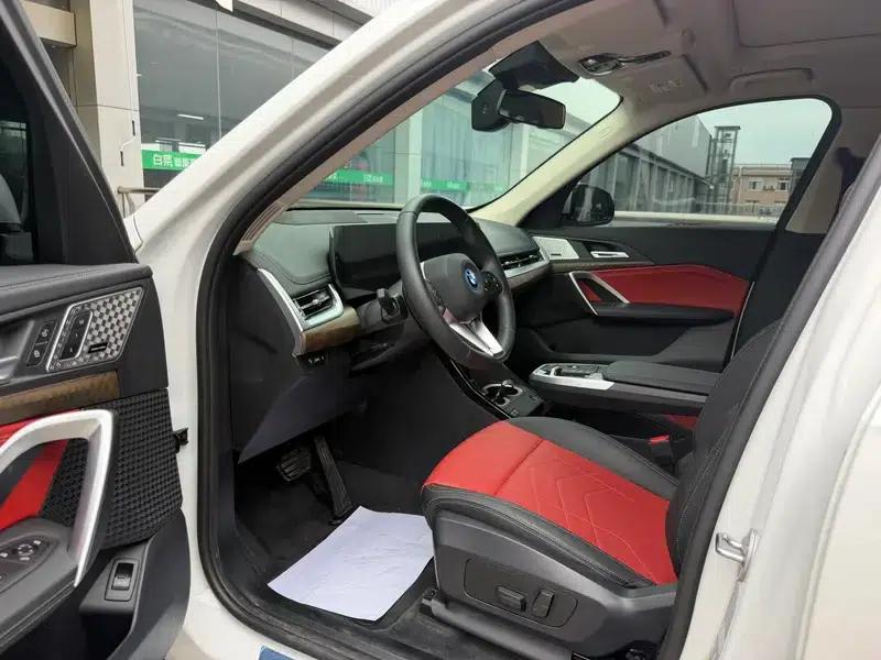 BMW iX1 2023 xDrive30L Base Model — миниатюра 15