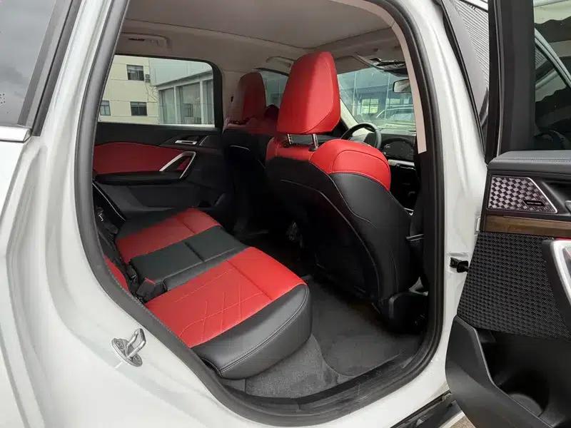 BMW iX1 2023 xDrive30L Base Model — миниатюра 17