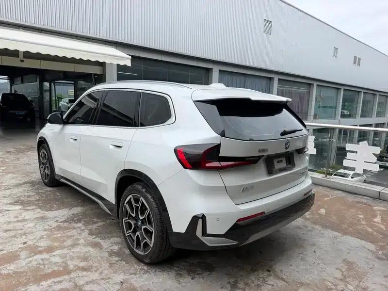 BMW iX1 2023 xDrive30L Base Model — миниатюра 4