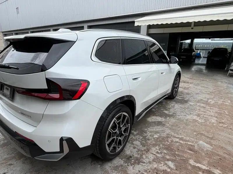 BMW iX1 2023 xDrive30L Base Model — миниатюра 7