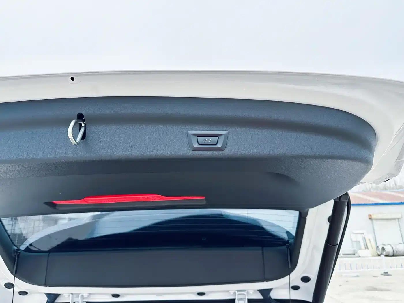 2023 BMW X1 sDrive20Li X Design Package — миниатюра 14