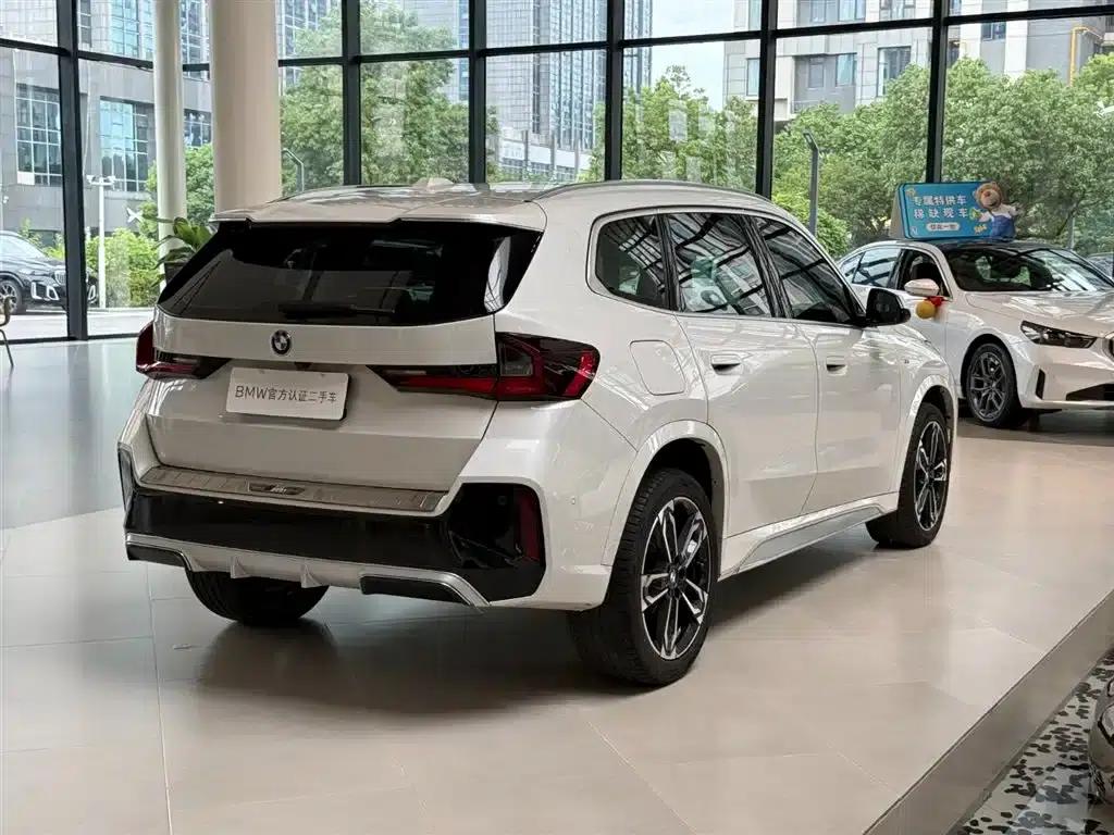2024 BMW X1 sDrive25Li M Sport Package — миниатюра 2