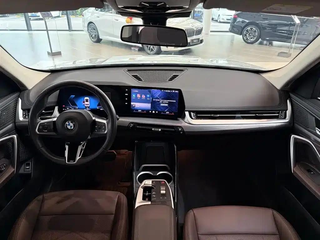 2024 BMW X1 sDrive25Li M Sport Package — миниатюра 3
