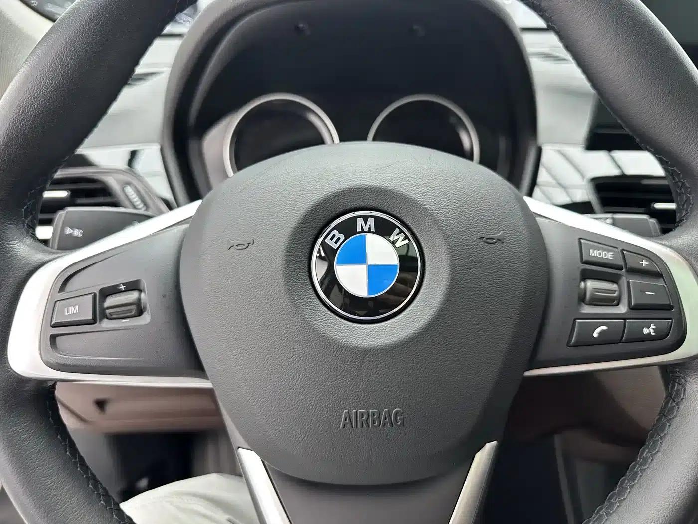 BMW X1 2022 sDrive20Li Fashion Edition — миниатюра 13