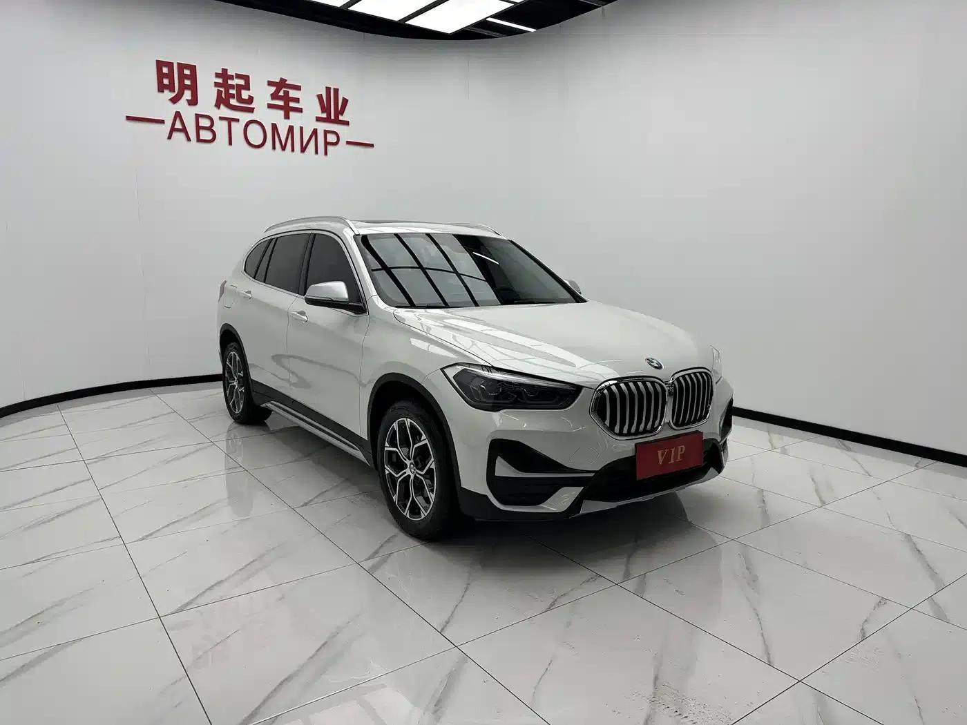 BMW X1 2022 sDrive20Li Fashion Edition — миниатюра 3