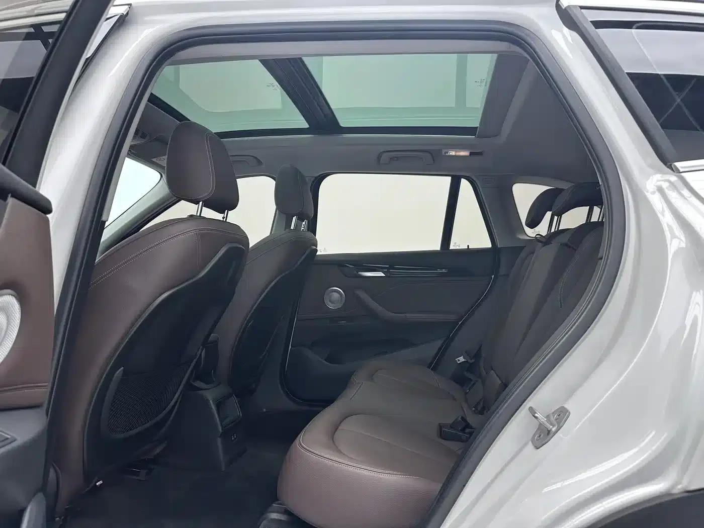 BMW X1 2022 sDrive20Li Fashion Edition — миниатюра 6