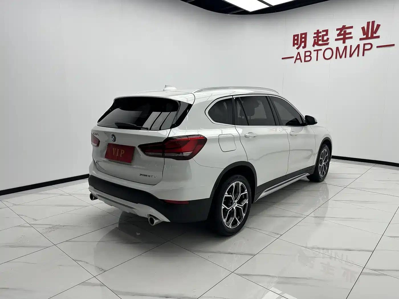 BMW X1 2022 sDrive20Li Fashion Edition — миниатюра 9