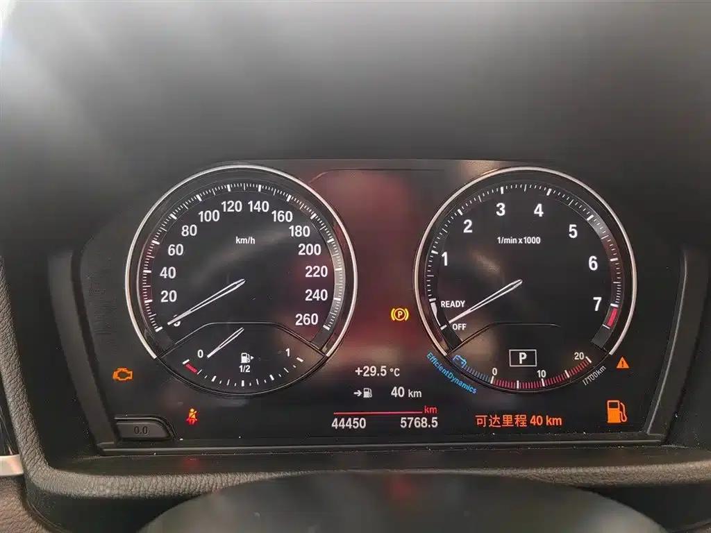 BMW X1 2022 sDrive25Li Leading Edition — миниатюра 11