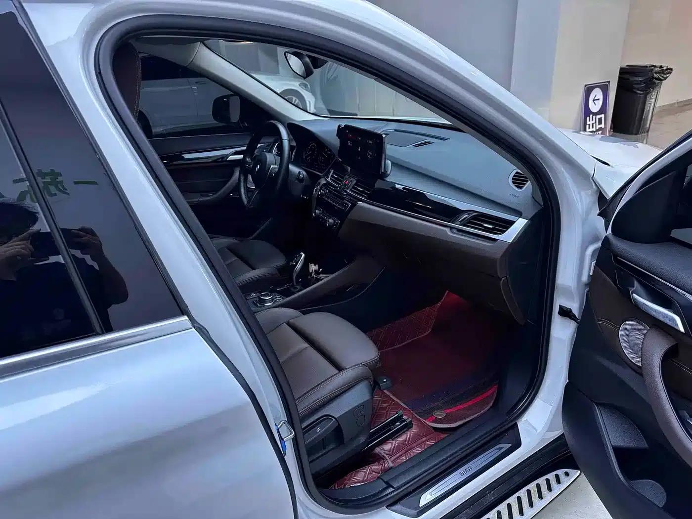 BMW X1 2022 sDrive20Li Premium — миниатюра 11