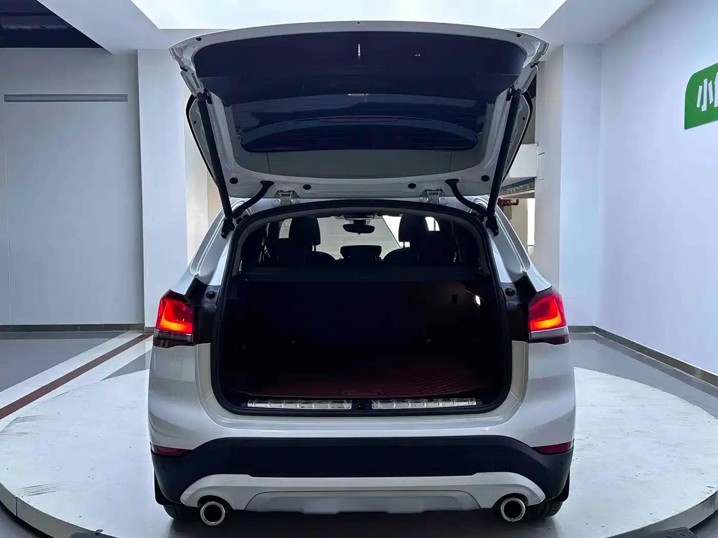BMW X1 2022 sDrive20Li Premium — миниатюра 19