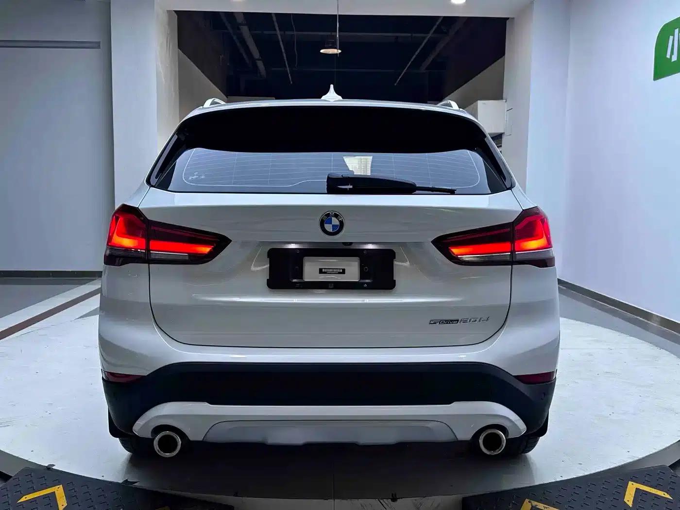 BMW X1 2022 sDrive20Li Premium — миниатюра 5