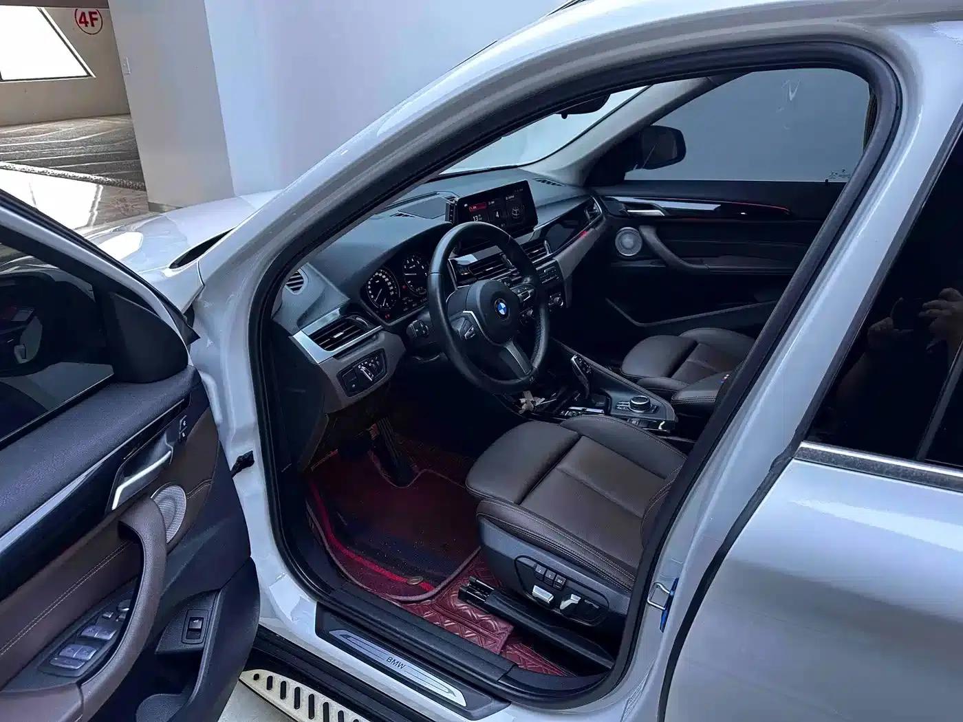 BMW X1 2022 sDrive20Li Premium — миниатюра 10