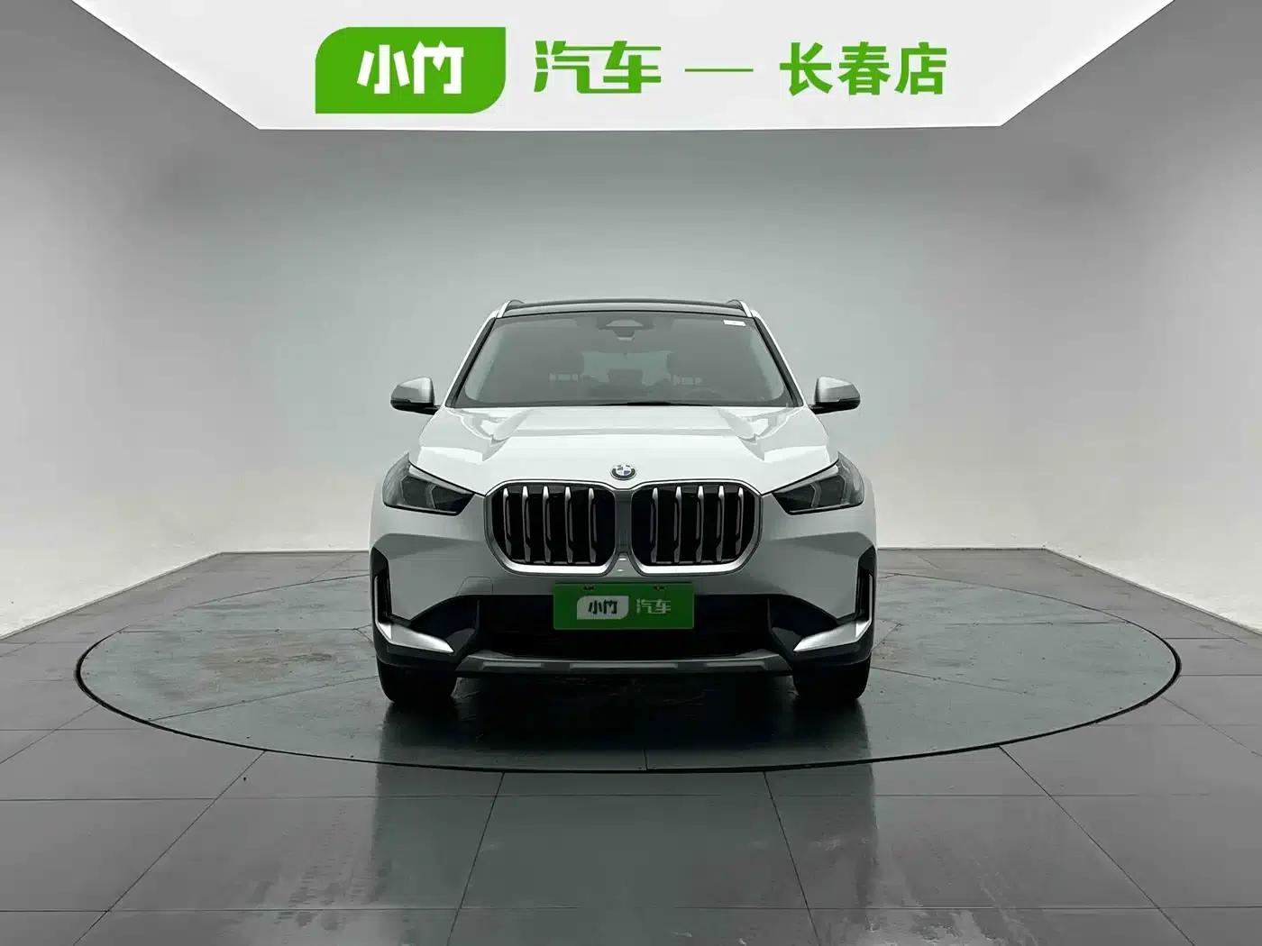 2023 BMW X1 sDrive20Li X Design Package — миниатюра 2