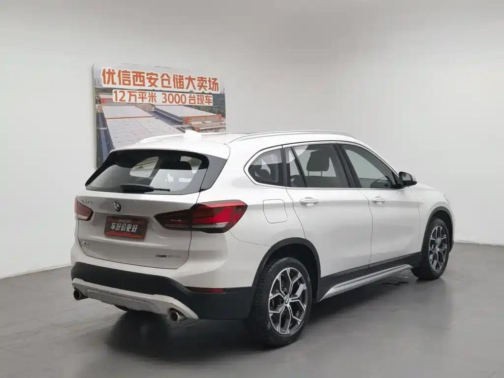 BMW X1 2021 sDrive20Li Premium — миниатюра 2