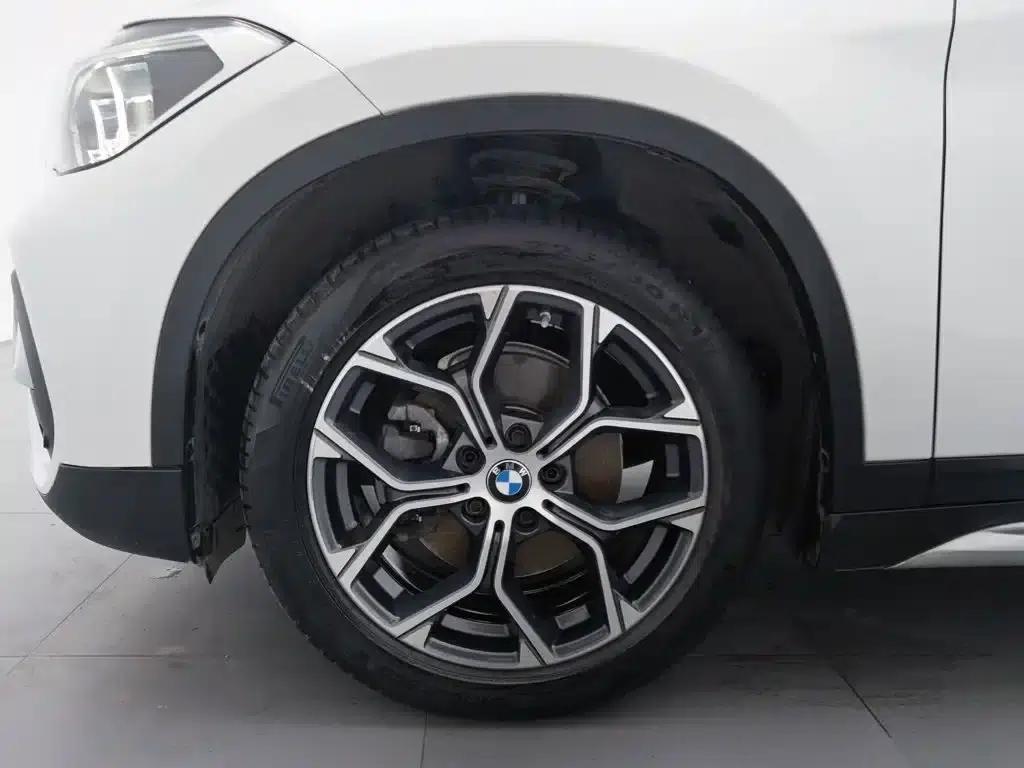 BMW X1 2021 sDrive20Li Premium — миниатюра 17