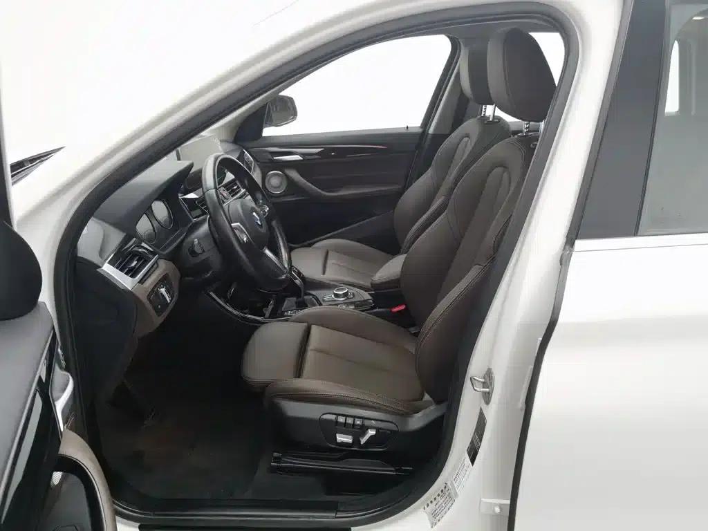 BMW X1 2021 sDrive20Li Premium — миниатюра 10