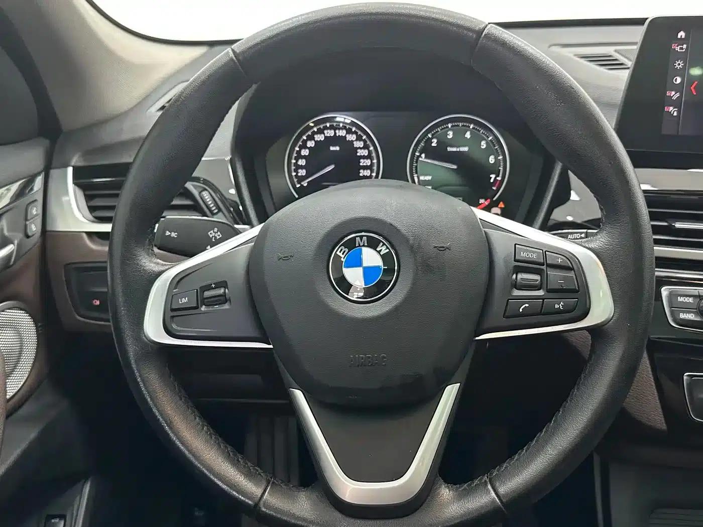 BMW X1 2022 sDrive20Li Fashion Edition — миниатюра 12