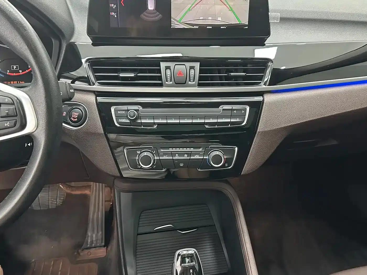 BMW X1 2022 sDrive20Li Fashion Edition — миниатюра 14