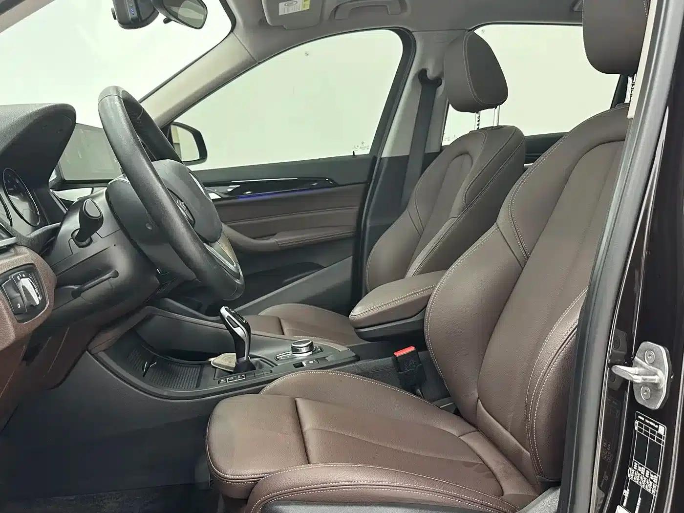 BMW X1 2022 sDrive20Li Fashion Edition — миниатюра 8