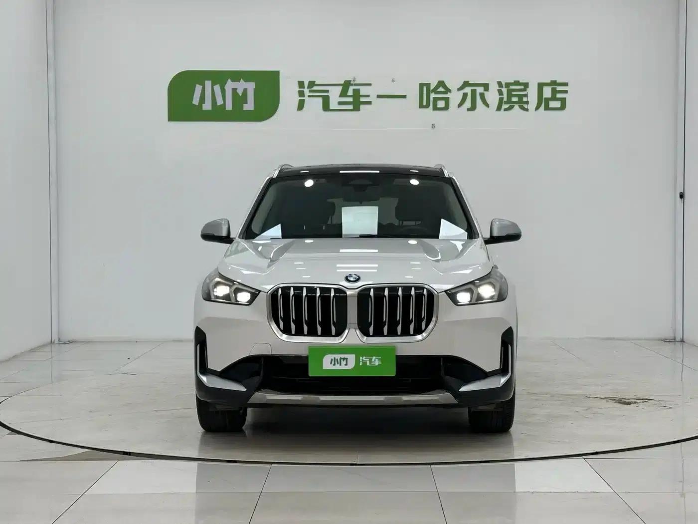 2023 BMW X1 sDrive20Li X Design Package — миниатюра 2
