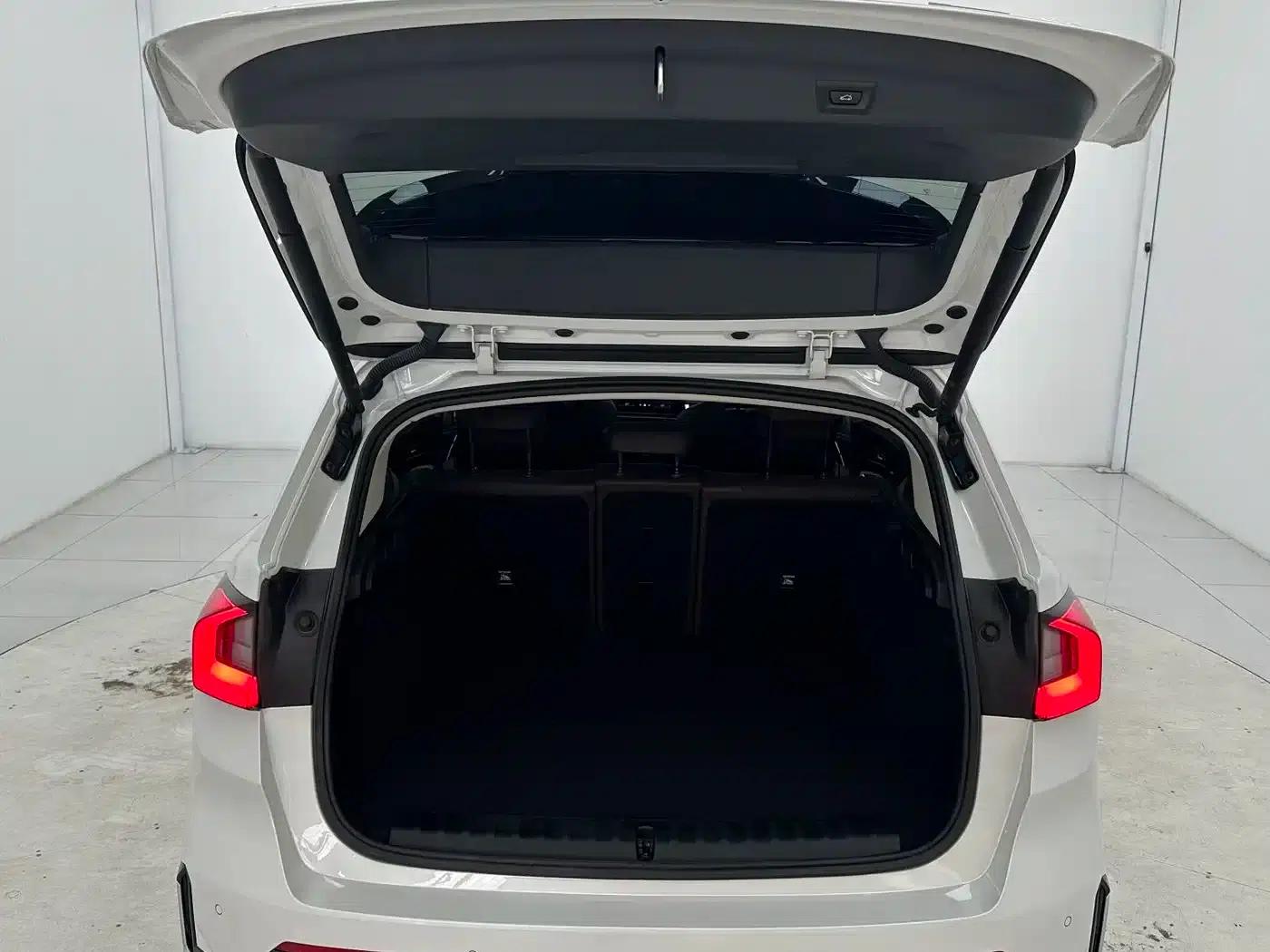 2023 BMW X1 sDrive20Li X Design Package — миниатюра 16