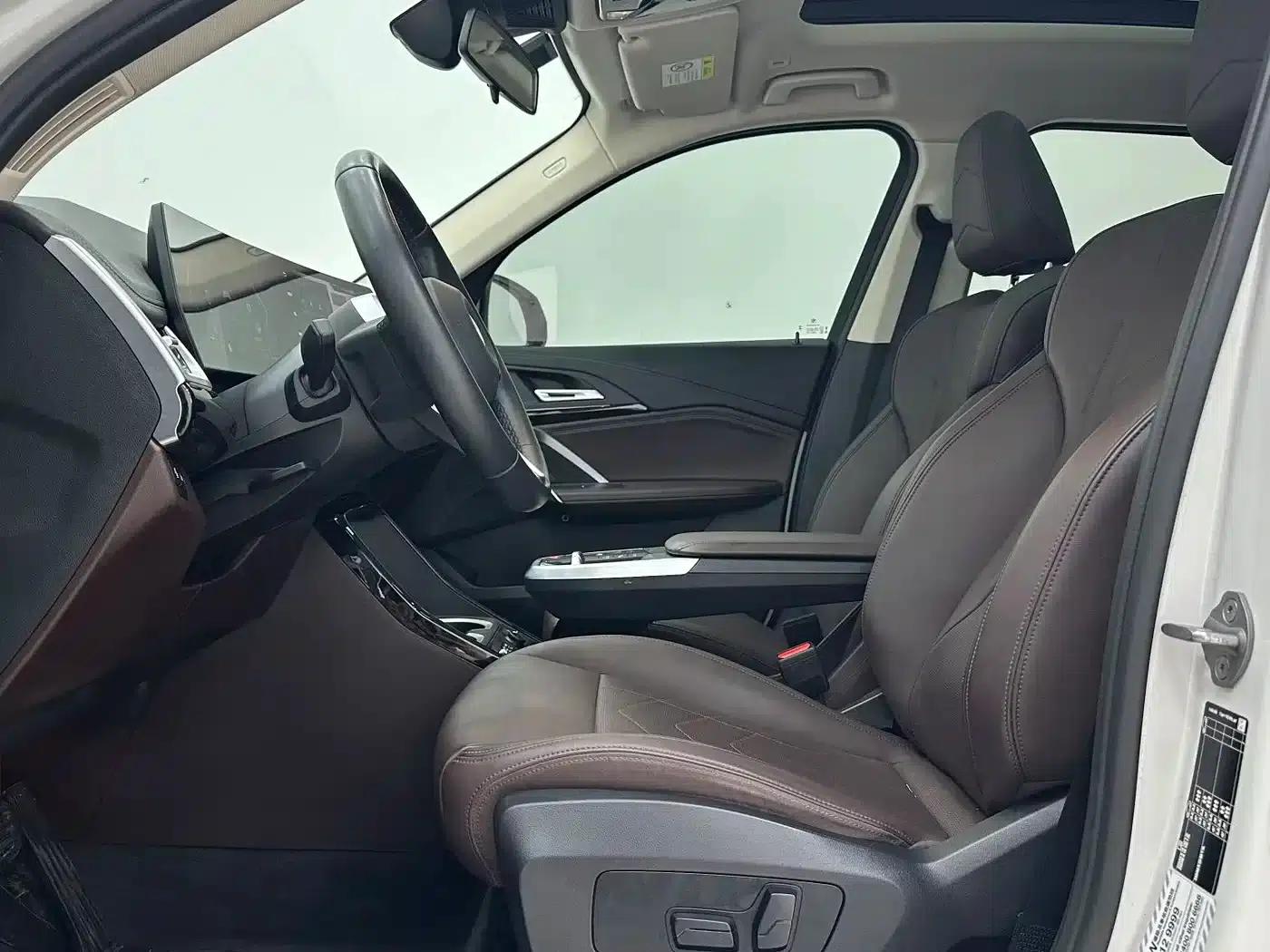 2023 BMW X1 sDrive20Li X Design Package — миниатюра 8