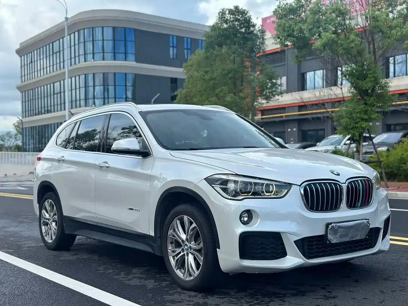 BMW X1 2018 sDrive20Li Leading Edition — миниатюра 3
