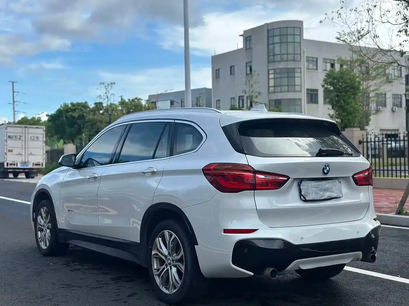 BMW X1 2018 sDrive20Li Leading Edition — миниатюра 7