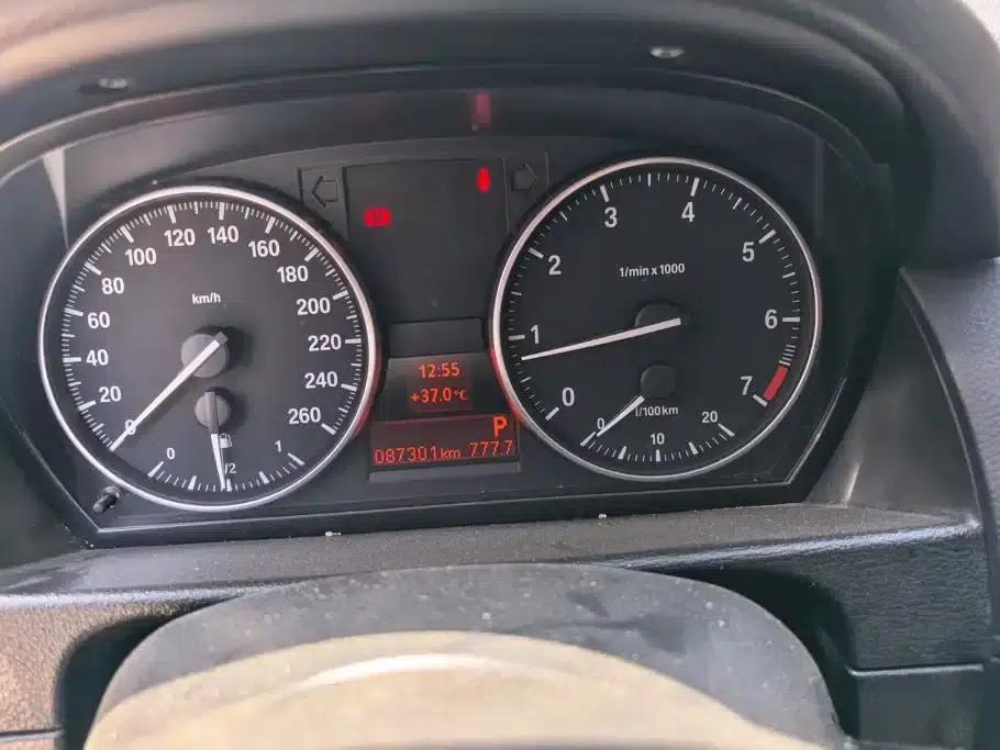 BMW X1 2013 sDrive18i Leading Edition — миниатюра 14