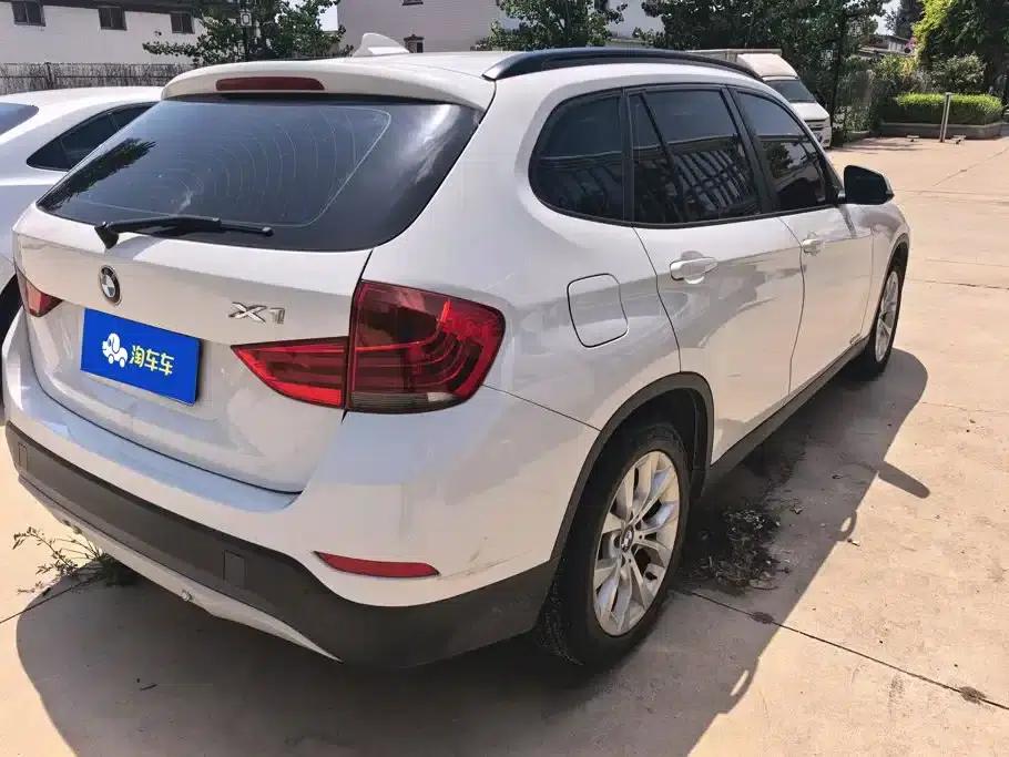 BMW X1 2013 sDrive18i Leading Edition — миниатюра 3